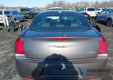 2016 Chrysler 300 300S из США, поврежденный, VIN 2C3CCABG8GH141445